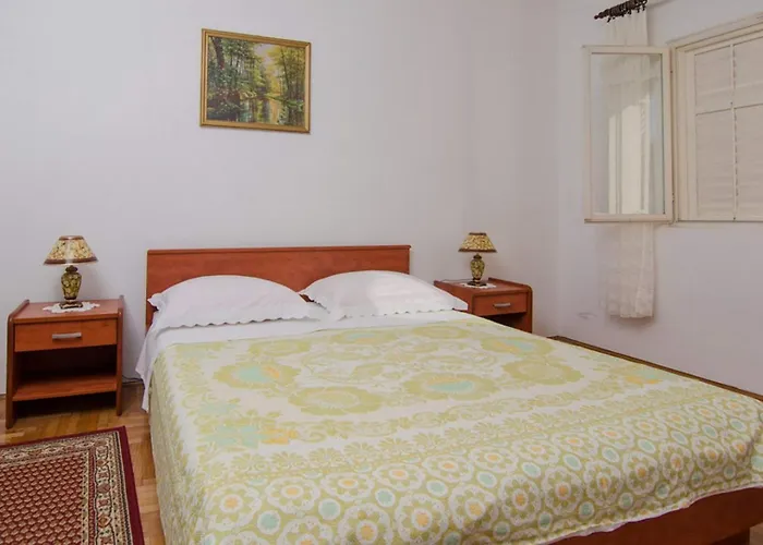 Dom wakacyjny Biserka *